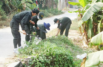 Lực lượng Cảnh sát Cơ động Tây Nam Bộ hành quân giúp dân tại huyện Tri Tôn