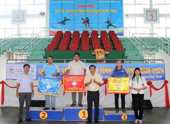 Chợ Mới vô địch Giải trẻ võ cổ truyền tỉnh An Giang năm 2024