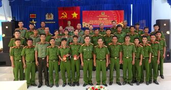 Công an huyện Tri Tôn họp mặt Tết Chol Chnam Thmay