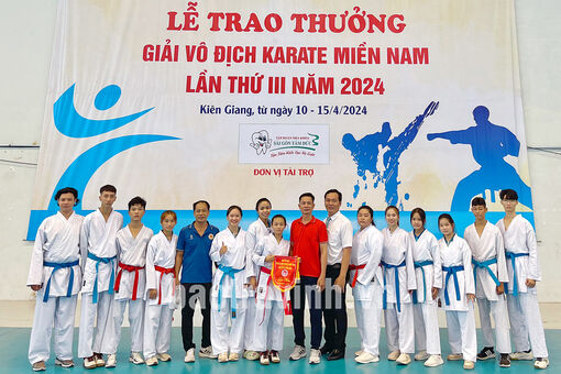 Trà Vinh đoạt 16 huy chương tại giải vô địch Karate miền Nam lần III