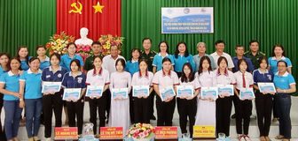 Công tác dân vận ở huyện biên giới An Phú