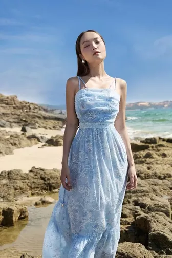 5 mẫu váy chinh phục tín đồ thời trang trong mùa hè 2024