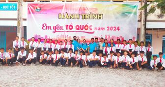 100 học sinh Trường THCS An Tức tham gia Hành trình “Em yêu Tổ quốc Việt Nam” năm 2024