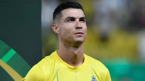 Ronaldo lập siêu phẩm đưa Al Nassr vào chung kết