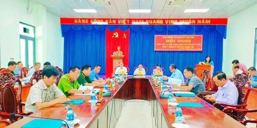Ban Thường vụ Huyện ủy Châu Phú tổng kết 10 năm thực hiện Chỉ thị 39- CT/TW của Bộ chính trị