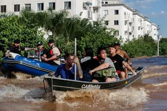 Tổng thống Brazil hoãn công du Chile do lũ lụt nghiêm trọng trong nước