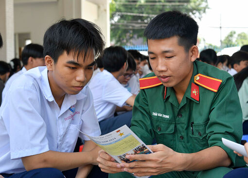 Trường Sĩ quan Đặc công tư vấn tuyển sinh tại An Giang