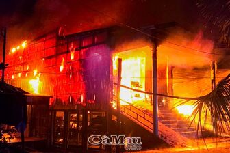 Cà Mau: Thêm 1 vụ cháy nhà dân tại xã Đất Mũi, huyện Ngọc Hiển