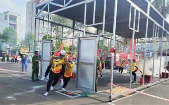 TP. Châu Đốc tổ chức thành công Hội thi Nghiệp vụ chữa cháy và cứu nạn, cứu hộ