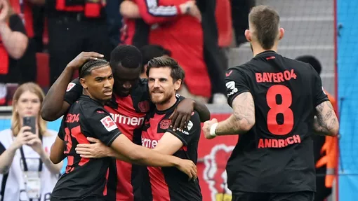 Leverkusen lập kỷ lục vĩ đại trong ngày vô địch Bundesliga