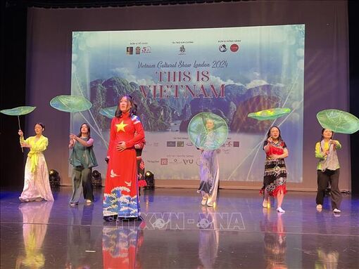 Chương trình nghệ thuật tôn vinh văn hóa Việt Nam tại Anh