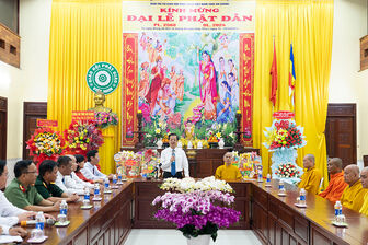 Bí Thư Tỉnh ủy An Giang Lê Hồng Quang thăm, chúc mừng Đại lễ Phật đản Phật lịch 2568 – Dương lịch 2024