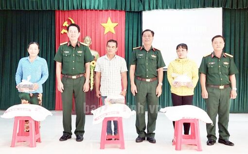 Trà Vinh: Mô hình “Hũ gạo tình thương” ở Ban CHQS huyện Càng Long