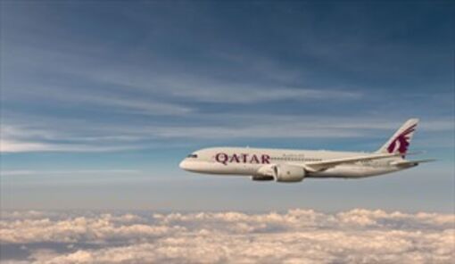 Máy bay của Qatar Airways gặp nhiễu động, 12 người bị thương