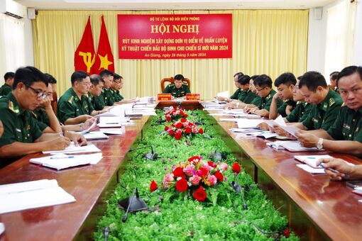 Rút kinh nghiệm về huấn luyện kỹ thuật chiến đấu bộ binh cho chiến sĩ mới