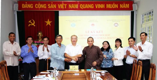 Ban Dân vận Tỉnh ủy An Giang ký kết thực hiện an sinh xã hội với Ban Trị sự Giáo hội Phật giáo Việt Nam tỉnh và Ban Đại diện Phật giáo Hòa Hảo tỉnh An Giang