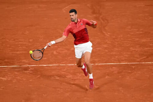 Djokovic, Zverev và Medvedev 'rủ nhau' vào vòng 3 Roland Garros