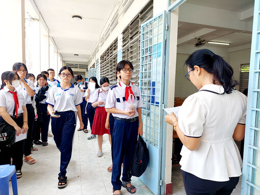 An Giang: Thí sinh làm thủ tục và sinh hoạt quy chế thi tuyển sinh vào lớp 10