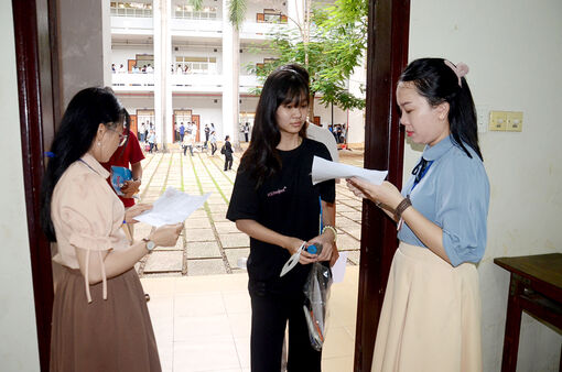 Hơn 1.800 thí sinh tham gia Kỳ thi đánh giá năng lực (đợt 2) của Đại học Quốc gia TP. Hồ Chí Minh