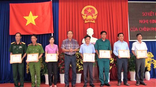 TP. Châu Đốc sơ kết 5 năm thực hiện về khu vực phòng thủ