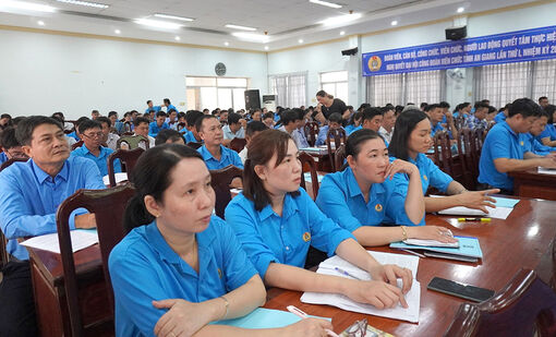 156 cán bộ công đoàn An Giang được tập huấn kỹ năng tuyên truyền, phát triển đoàn viên