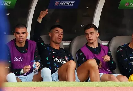 Vắng Ronaldo, Bồ Đào Nha thua đau Croatia sân nhà