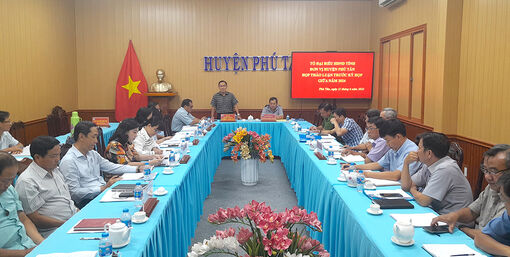 Họp Tổ Đại biểu HĐND tỉnh An Giang đơn vị huyện Phú Tân trước kỳ họp giữa năm 2024