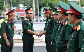 Thứ trưởng Bộ Quốc phòng kiểm tra tại An Giang