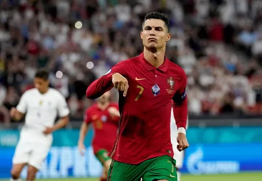 Bảng xếp hạng vua kiến tạo EURO: Ronaldo chỉ đứng thứ 2