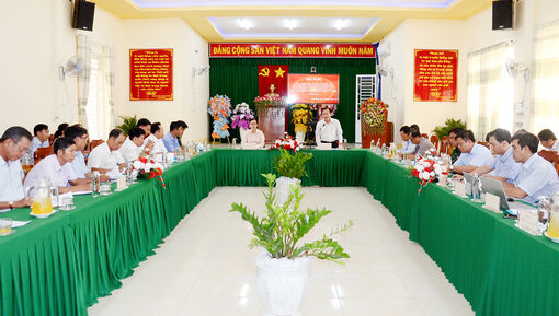 Bí thư Huyện ủy và Chủ tịch UBND huyện An Phú làm việc với 2 xã Khánh An, Khánh Bình và thị trấn Long Bình về phát triển kinh tế - xã hội