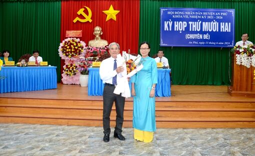 Ông Phùng Minh Tân được bầu giữ chức Chủ tịch HĐND huyện An Phú