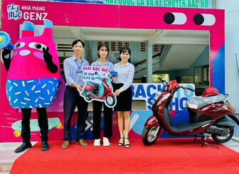 Nhà mạng Saymee trao thưởng 10 xe máy tay ga SYM Elite đến khách hàng gen Z tại 12 tỉnh miền Tây