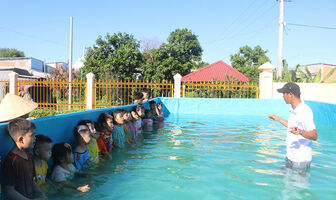 Xã đoàn Bình Thạnh phổ cập bơi phòng, chống đuối nước cho trẻ em