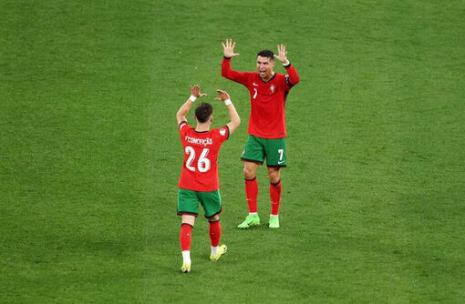 Bồ Đào Nha thắng nghẹt thở trước CH Séc