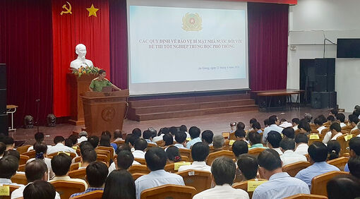 An Giang triển khai công tác bảo mật đề thi và cảnh báo hoạt động sử dụng thiết bị công nghệ cao gian lận trong thi cử