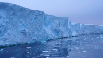 Mảng băng Nam Cực đang tan nhanh đến mức không thể dự báo mực nước biển dâng
