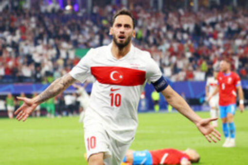 Chơi hơn người, Thổ Nhĩ Kỳ thắng nghẹt thở CH Séc