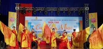 Hội thi Ca – Múa – Nhạc công nhân, viên chức, lao động huyện Phú Tân