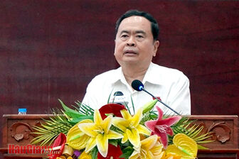 Chủ tịch Quốc hội Trần Thanh Mẫn tiếp xúc cử tri Hậu Giang