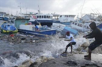 Ít nhất 3 triệu trẻ em ở Caribe gặp nguy hiểm do bão Beryl