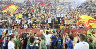 V-League 2024/25 lăn bóng sau trận Việt Nam - Thái Lan