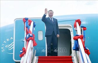 Chủ tịch nước kết thúc tốt đẹp chuyến thăm cấp Nhà nước tới CHDCND Lào