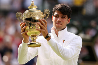 Thắng áp đảo Djokovic, Alcaraz vô địch Wimbledon 2024
