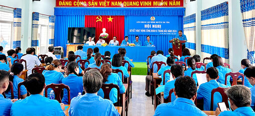 Liên đoàn Lao động huyện Tri Tôn sơ kết hoạt động 6 tháng đầu năm