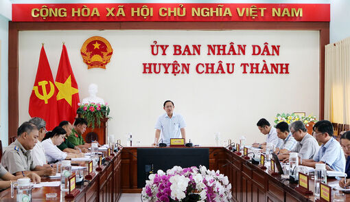 Chủ tịch UBND huyện Châu Thành làm việc với các cơ quan nội chính huyện
