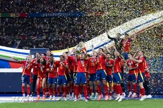 Bảng xếp hạng FIFA: Tây Ban Nha bứt tốc vào top 3, Việt Nam thăng hạng