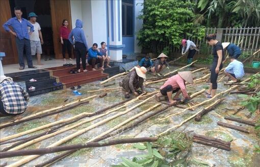 Yên Bái: 17 hộ dân thôn Đoàn Kết bị cô lập do mưa lớn