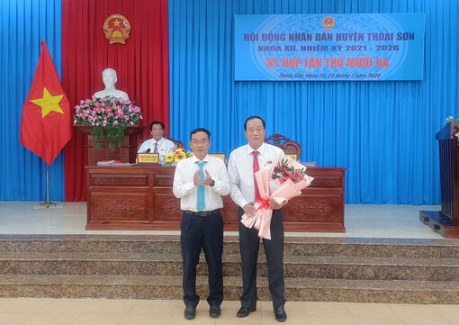 Ông Huỳnh Công Trường được bầu giữ chức danh Chủ tịch HĐND huyện Thoại Sơn, khóa XII (nhiệm kỳ 2021 - 2026)