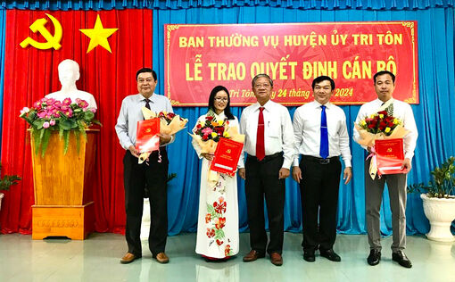 Thêm 3 cán bộ huyện Tri Tôn nhận nhiệm vụ mới