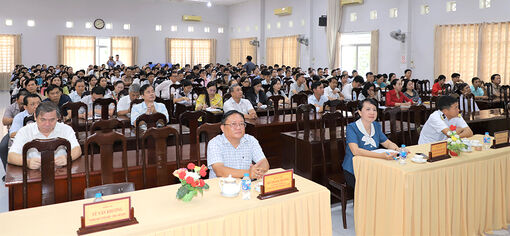 Đảng ủy Khối Cơ quan và Doanh nghiệp tỉnh An Giang tổ chức tuyên truyền biển, đảo